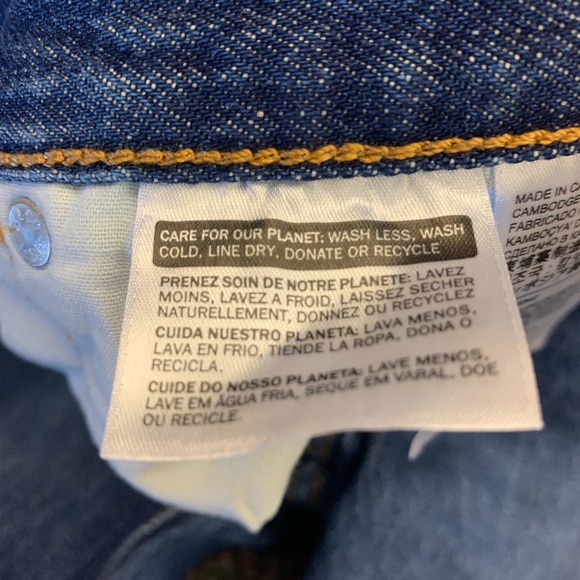 Levi’s 501, 5 button distressed jeans - Picture 6 of 10